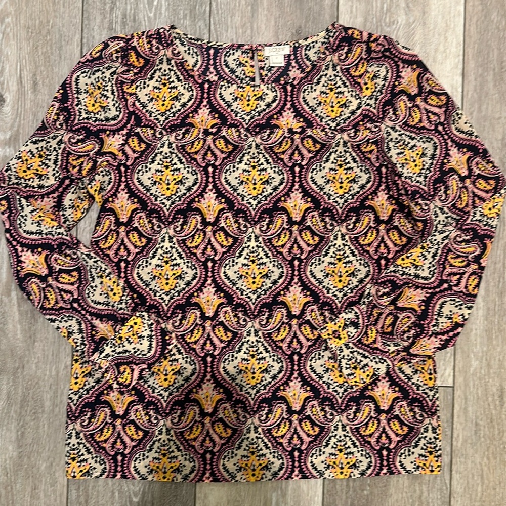J crew patterned top